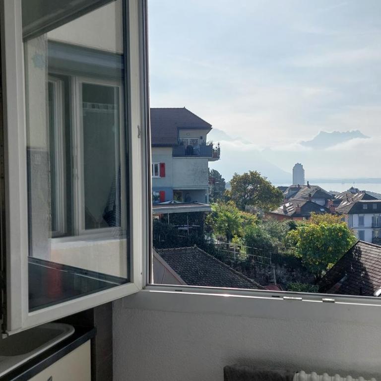 Inspiration room, lake, mountains, balcony in Montreux city center - Doppelzimmer mit Seeblick - 29