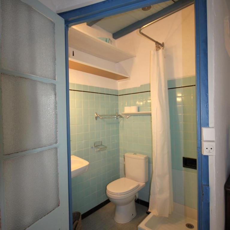 Le Poisson Bleu - One-Bedroom Apartment - 31