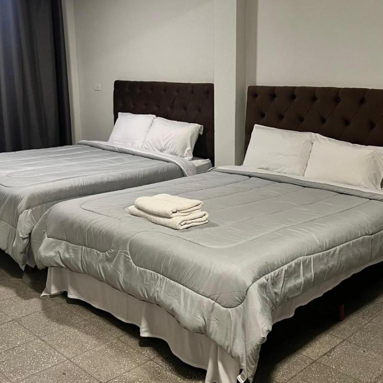 Hotel Herrera - Habitación Doble Familiar - 1