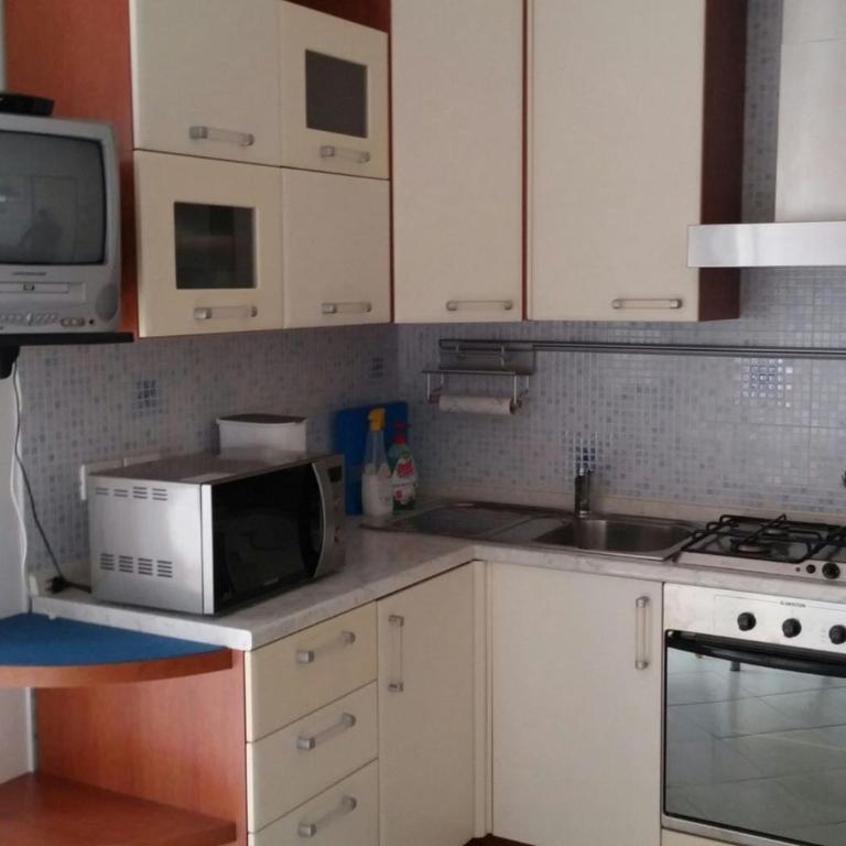 Beachside flat with balcony - Appartamento - 3