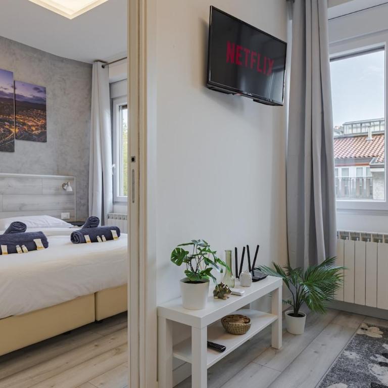 2 bedroom Giacinti Comfort Apartment Free WiFi - Appartamento con 2 Camere da Letto - 17