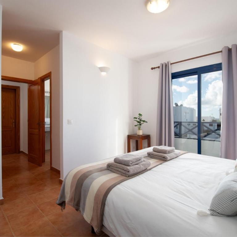 240 - Casa Serena by Villas Now Ltd - Villa con piscina privada - 12