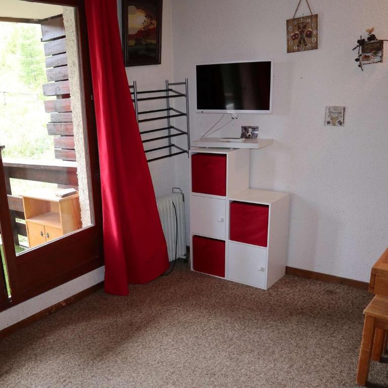 Studio calme, balcon, à 100m des pistes et commerces - idéal pour 4 personnes - FR-1-322-579 - Estudio - 4
