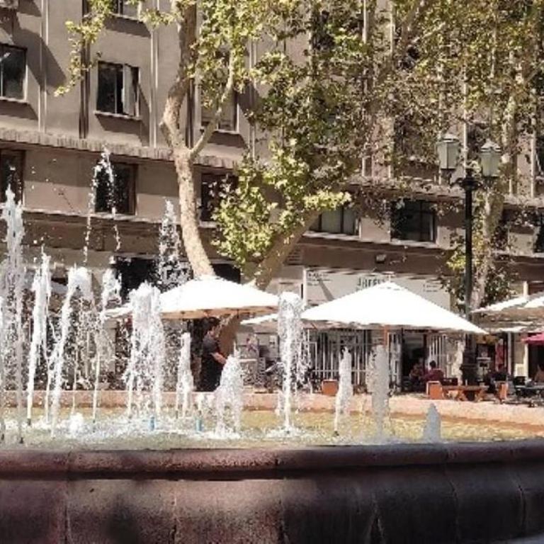 Rbk° Depto a pasos del metro moneda - Apartamento de 1 dormitorio - 30