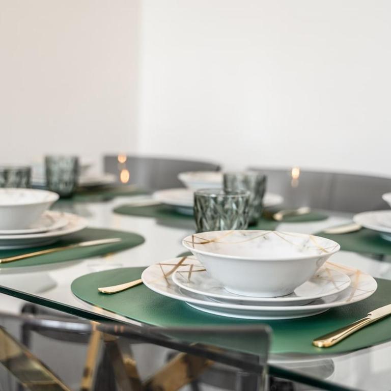 City Center Luxury Portofino - Free Parking - AC - Appartamento con 2 Camere da Letto - 19