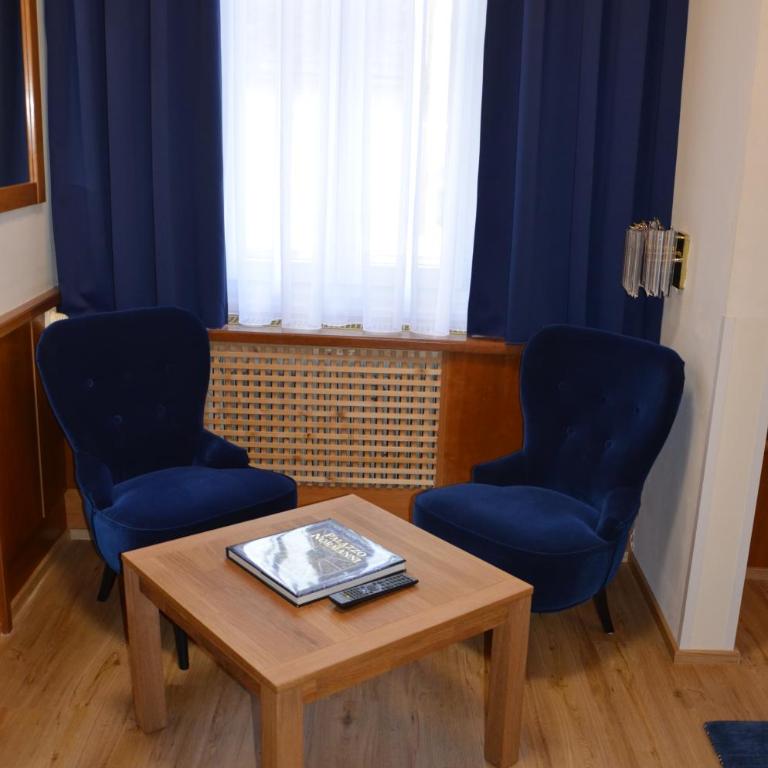Cityhotel Ratheiser - Doppelzimmer - 34