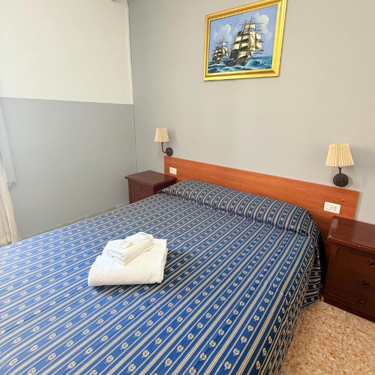 Vertex Suite - Camera Matrimoniale con Bagno Privato - 3