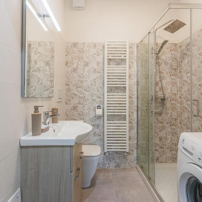 Bellaria Palace - In the hearth of Motor Valley by MoVeBNB - Appartamento con 3 Camere da Letto - 28