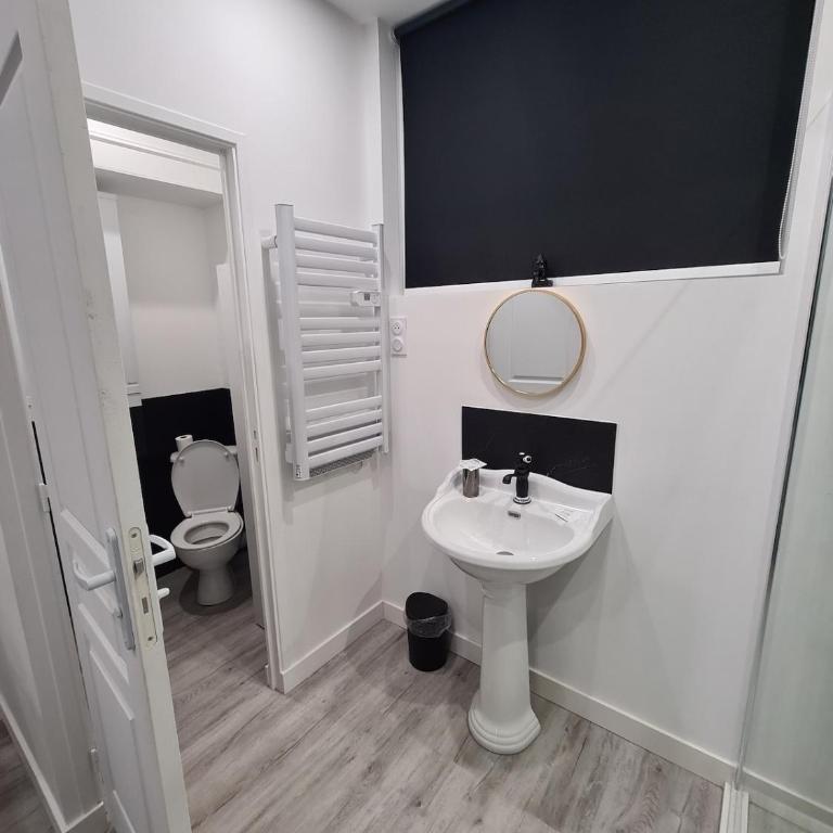 La Suite Versailles avec Jaccuzzi Privé - Luxe - Hypercentre - Appartement 1 Chambre Deluxe - 11