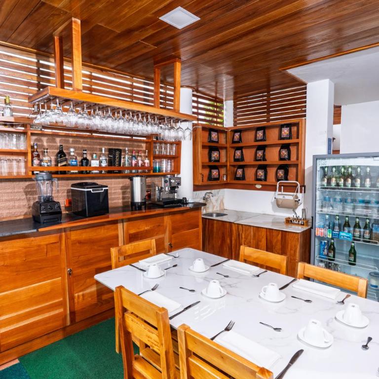 All INCLUSIVE GALAPAGOS & BEYOND 2 - Apartment with Balcony - 19