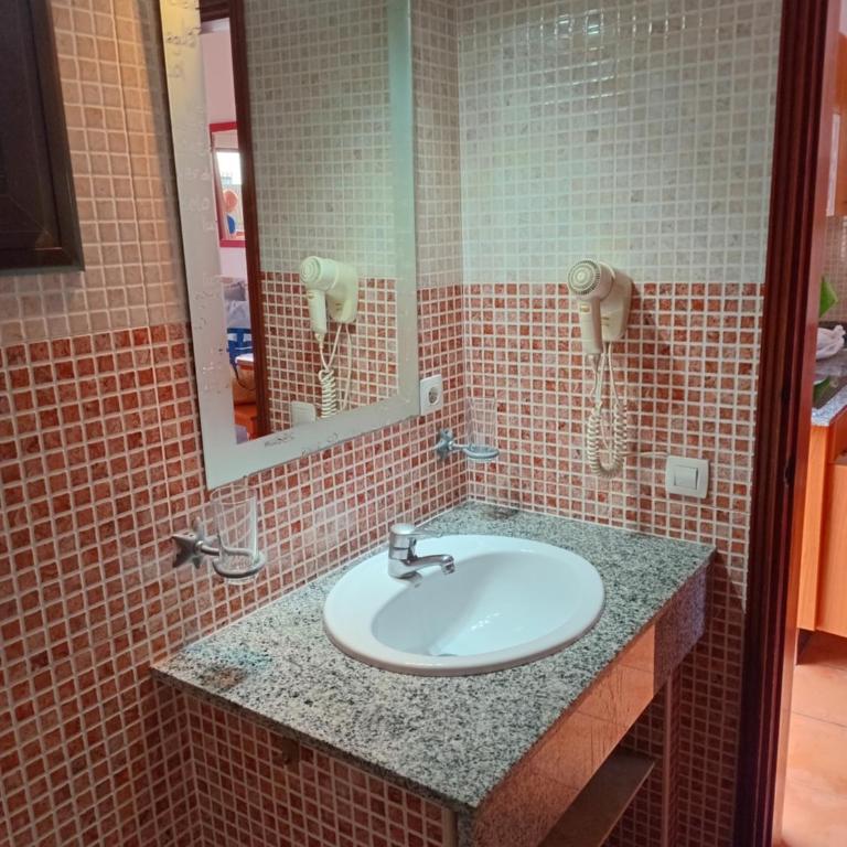 Casita de Gatas OLIA - One-Bedroom House - 21
