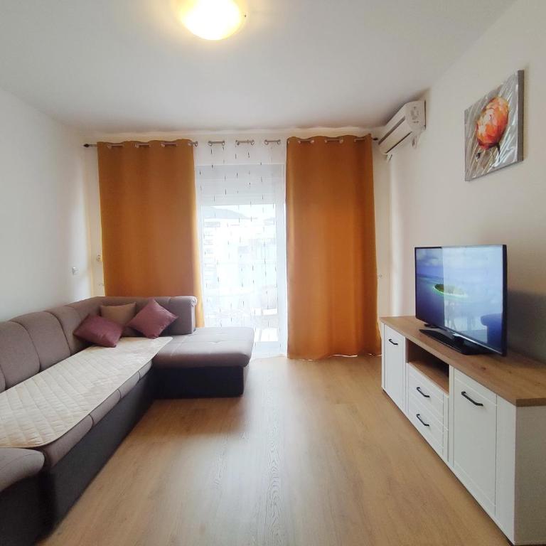 Adrialux2 - Apartment with Mountain View - 2