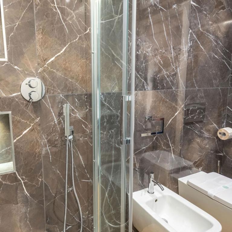 Flat Urban Suites - Deluxe Queen Room - 8