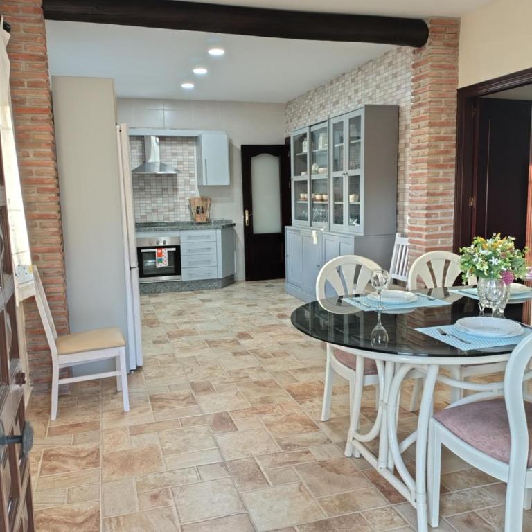 Villa Malvinas - Three-Bedroom Vacation Home - 9