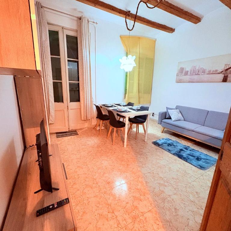 Amazing and stylish flat for 4 people with breakfast included 2 blocks away from Poblenou beach - One-Bedroom Apartment - 51