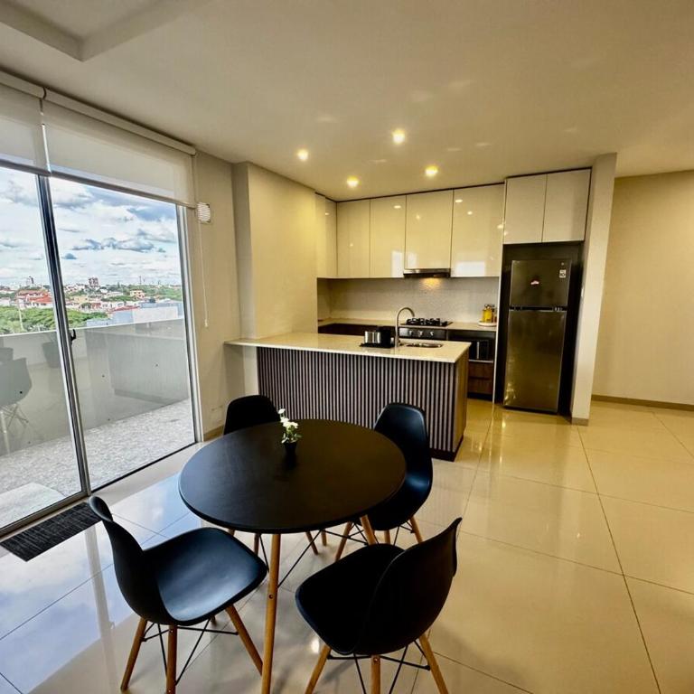 Luxurious and Spacious Family Apartment in Curupau Isuto - Apartamento de 3 dormitorios con balcón - 54