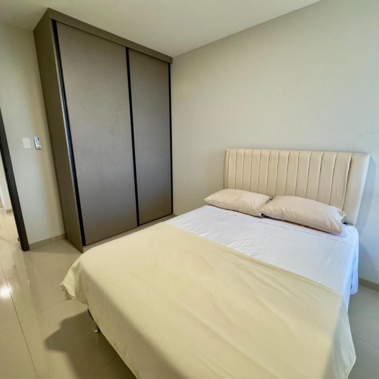 Luxurious and Spacious Family Apartment in Curupau Isuto - Apartamento de 3 dormitorios con balcón - 62