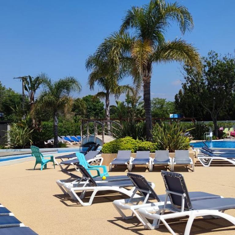 Bungalow Camping 4 etoiles, 6 personnes, climatisation, parking, piscine, Wi-Fi - Apartment mit 2 Schlafzimmern - 28