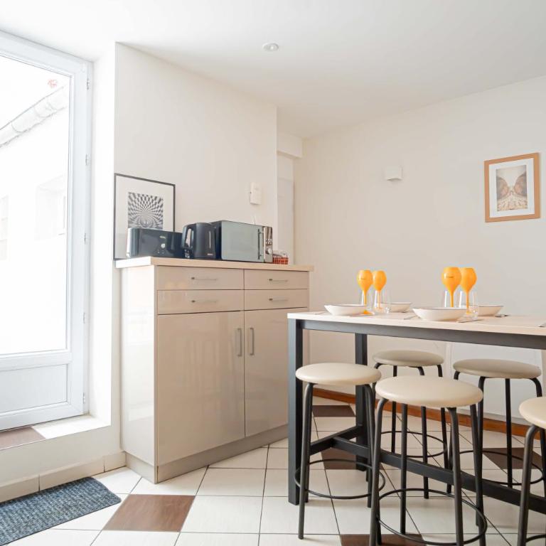 TRIPLEX cathédrale parking gratuit - Apartment mit 2 Schlafzimmern - 8