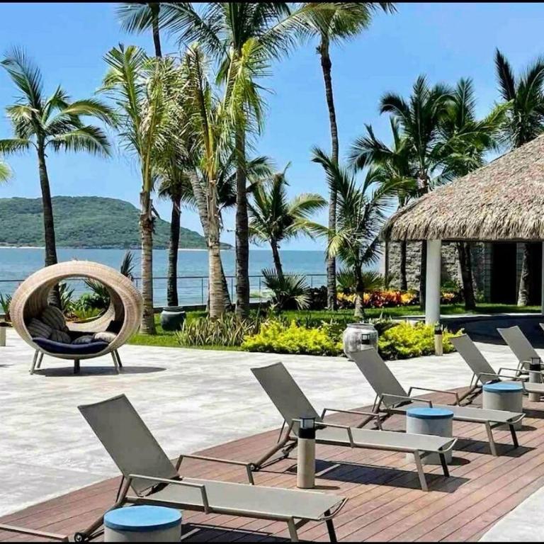 Luxury apartment with an ocean view - Golden Zone - - Three-Bedroom Apartment - 8