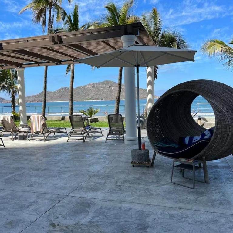 Luxury apartment with an ocean view - Golden Zone - - Three-Bedroom Apartment - 23