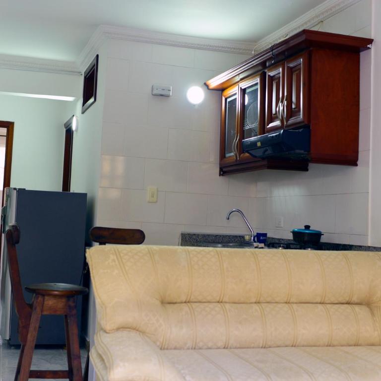 Apartaestudios Granada - Estudio con sofá cama - 11