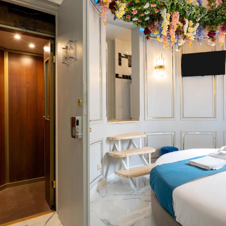 Flowers' Circle of piazza di Spagna - Appartamento con 1 Camera da Letto - 2