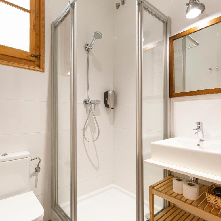 Central Apartments Barcelona - Apartamento Deluxe de 3 dormitorios - 23