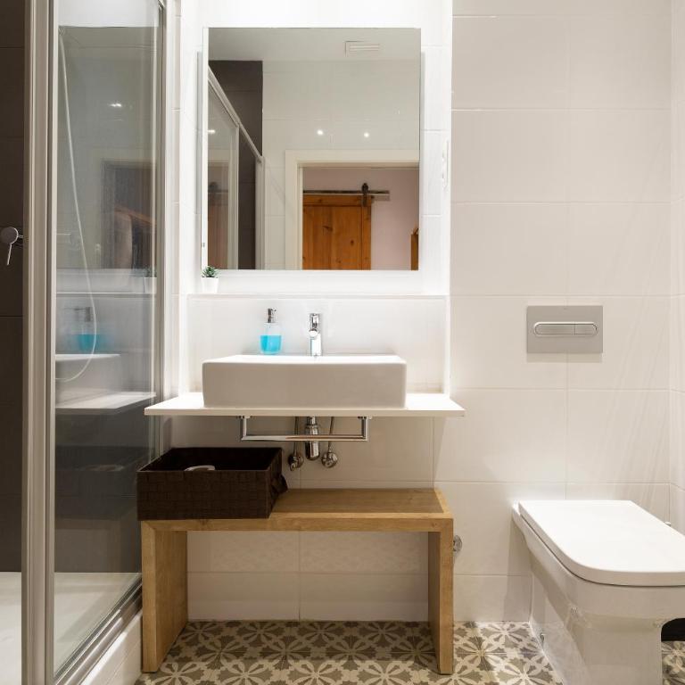 Central Apartments Barcelona - Apartamento Deluxe de 3 dormitorios - 26