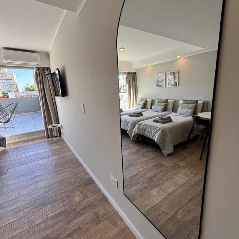 Av Suites - Habitación Triple Deluxe - 5