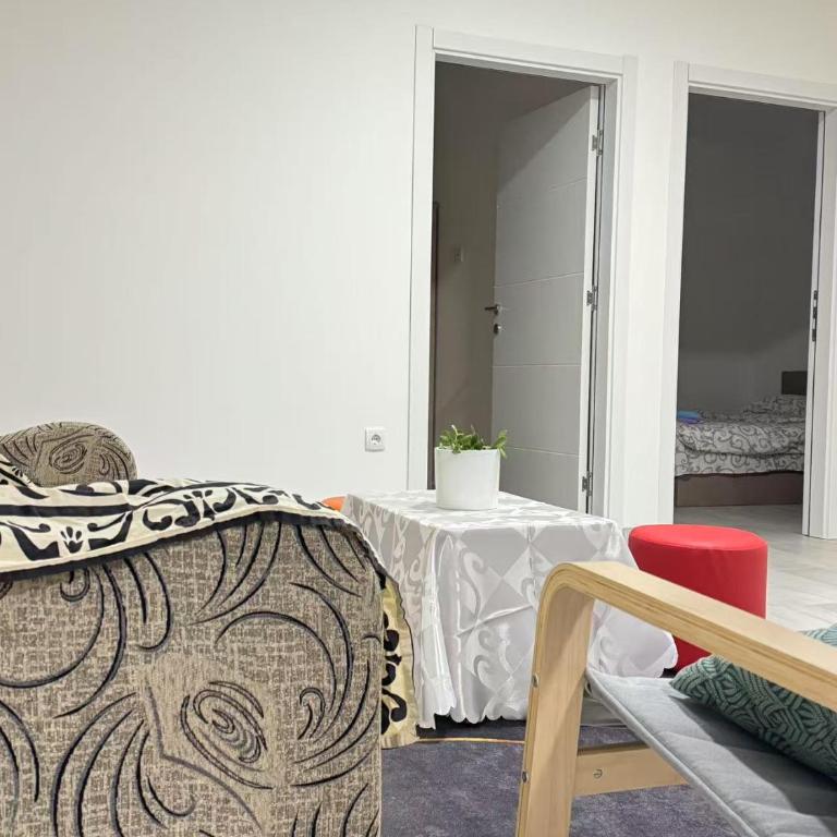 Appartement 2 chambres et 1 salon près de l'aéroport de Belgrade - Apartman sa 2 Spavaće Sobe - 15