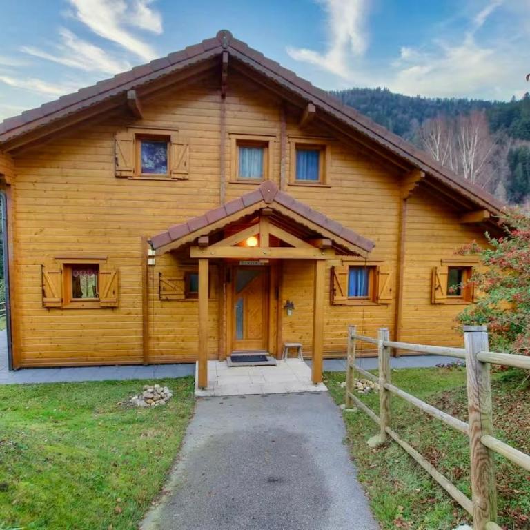 Le Murmure du Ruisseau, 4 étoiles avec sauna et terrasse - Chalet - 4