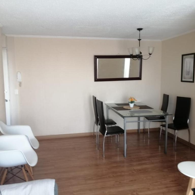 Exclusivo y amplio departamento - Apartamento de 3 dormitorios con balcón - 1