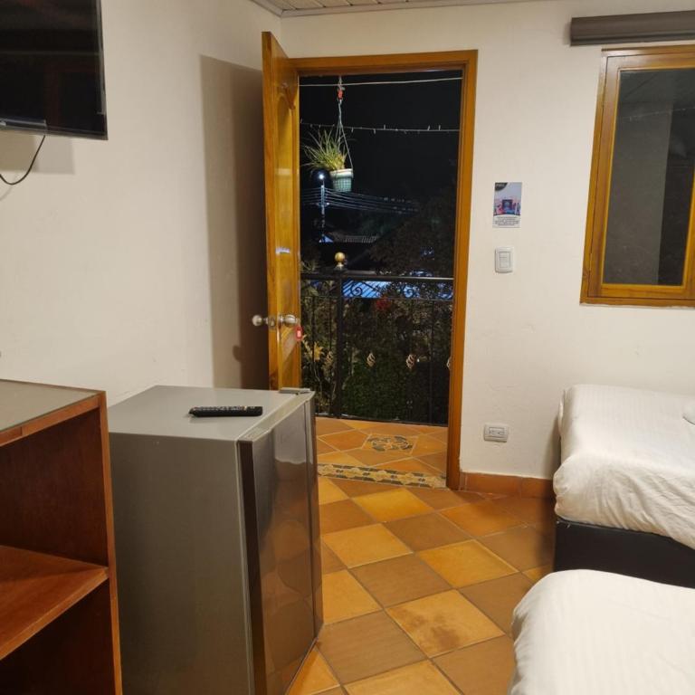 Hotel Villa Carlinita - Habitación Doble - 1 o 2 camas - 8