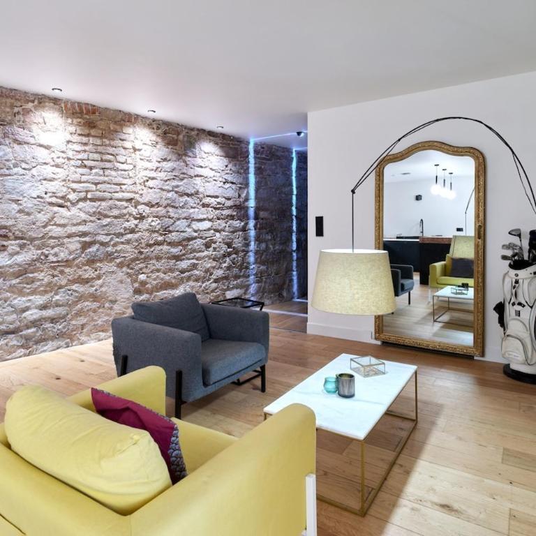 LE LUXURY LOFT - CENTER l DECEMBER MAR-KET l EUROPEAN PARLIAMENT l PARKING l NETFLIX - SPACIOUS & UNIQUE - LE LUXURY LOFT - CENTRE l MARCHÉ DE NOËL l PARLEMENT EUROPÉEN l PARKING l NETFLIX - SPACIEUX & UNIQUE - Two-Bedroom Apartment - 13