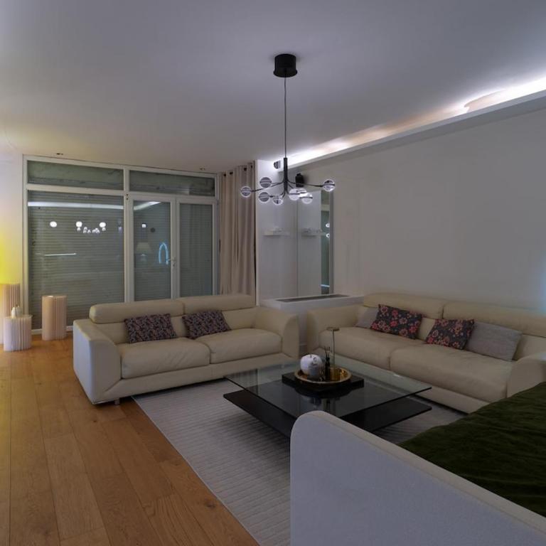 LE LUXURY LOFT - CENTER l DECEMBER MAR-KET l EUROPEAN PARLIAMENT l PARKING l NETFLIX - SPACIOUS & UNIQUE - LE LUXURY LOFT - CENTRE l MARCHÉ DE NOËL l PARLEMENT EUROPÉEN l PARKING l NETFLIX - SPACIEUX & UNIQUE - Two-Bedroom Apartment - 19