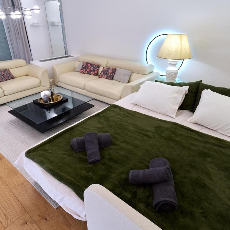 LE LUXURY LOFT - CENTER l DECEMBER MAR-KET l EUROPEAN PARLIAMENT l PARKING l NETFLIX - SPACIOUS & UNIQUE - LE LUXURY LOFT - CENTRE l MARCHÉ DE NOËL l PARLEMENT EUROPÉEN l PARKING l NETFLIX - SPACIEUX & UNIQUE - Two-Bedroom Apartment - 21