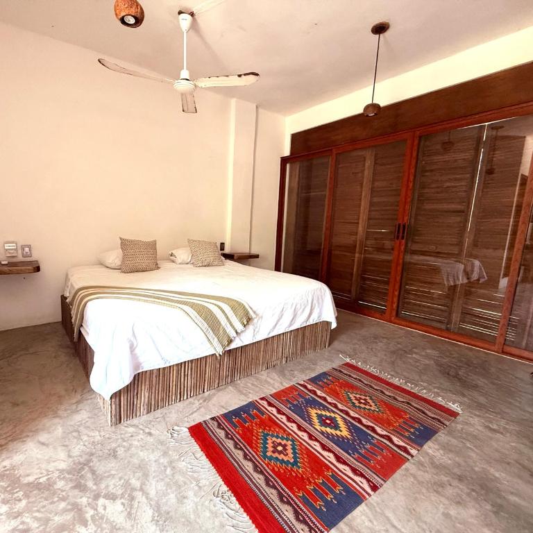 Bikini Beach House - Habitación Deluxe con cama extragrande - 5