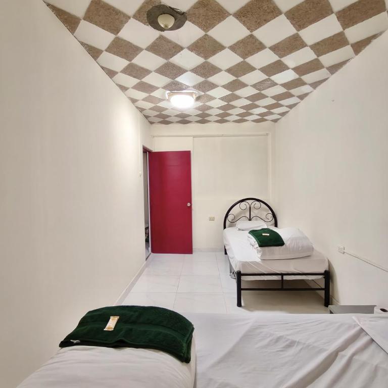 Departamento central Lin - Three-Bedroom Apartment - 23