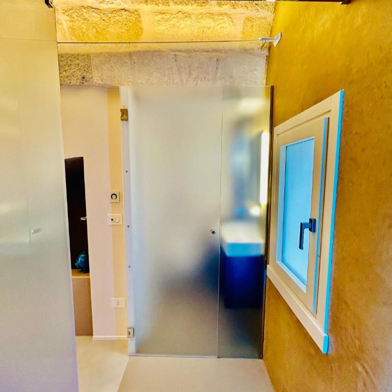 La Piazzetta Luxury Rooms - Camera King con Vasca Idromassaggio - 17