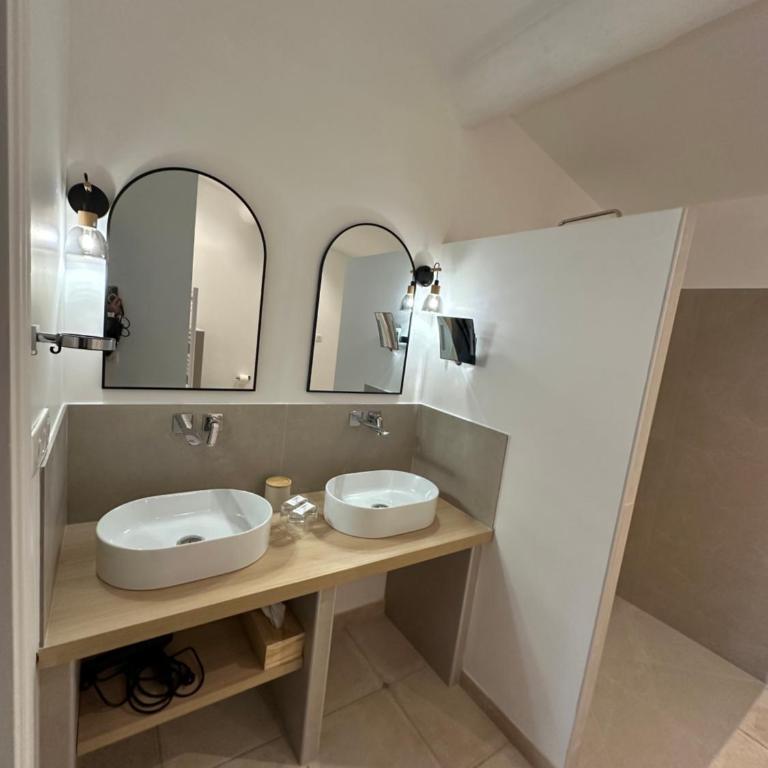 Mas des Romarins, The Originals Relais - Chambre Familiale - 3
