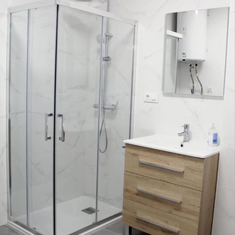 Piso estación de tren de la Coruña - Apartamento de 2 dormitorios - 2