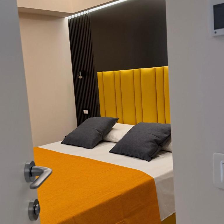 Luxury Home Station - One-Bedroom Apartment - 3