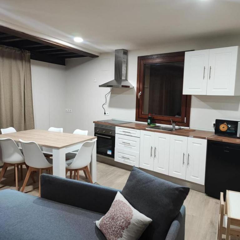 Apartamentos Las Fuentes Toledo Centro - Apartamento de 2 dormitorios - 1