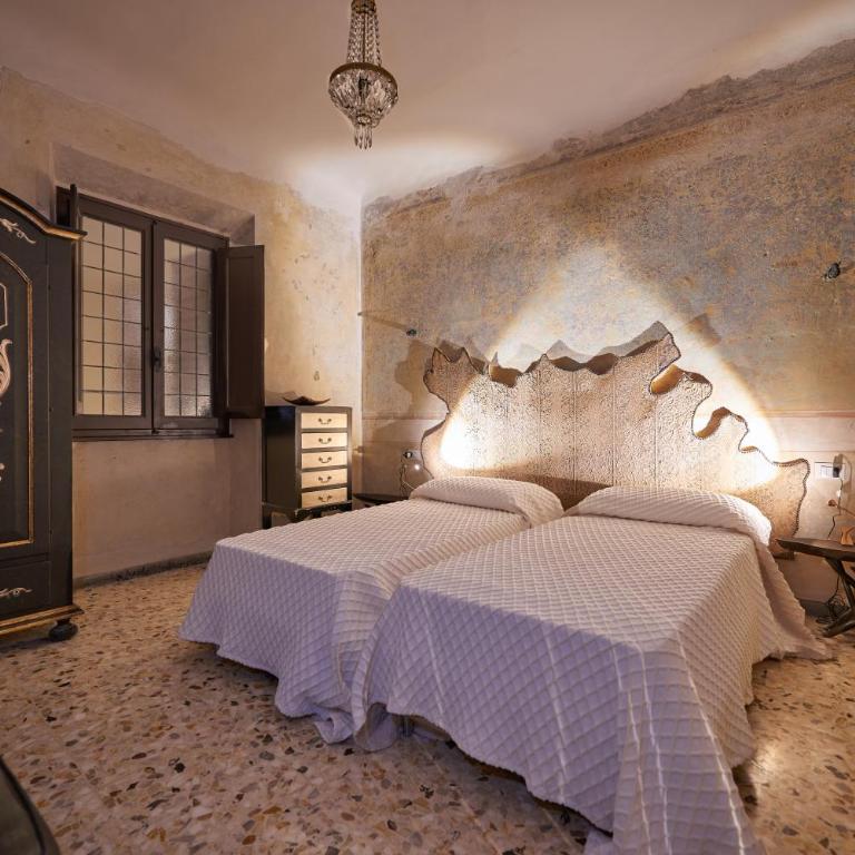 Penthouse with Terrace - Apartment - 21