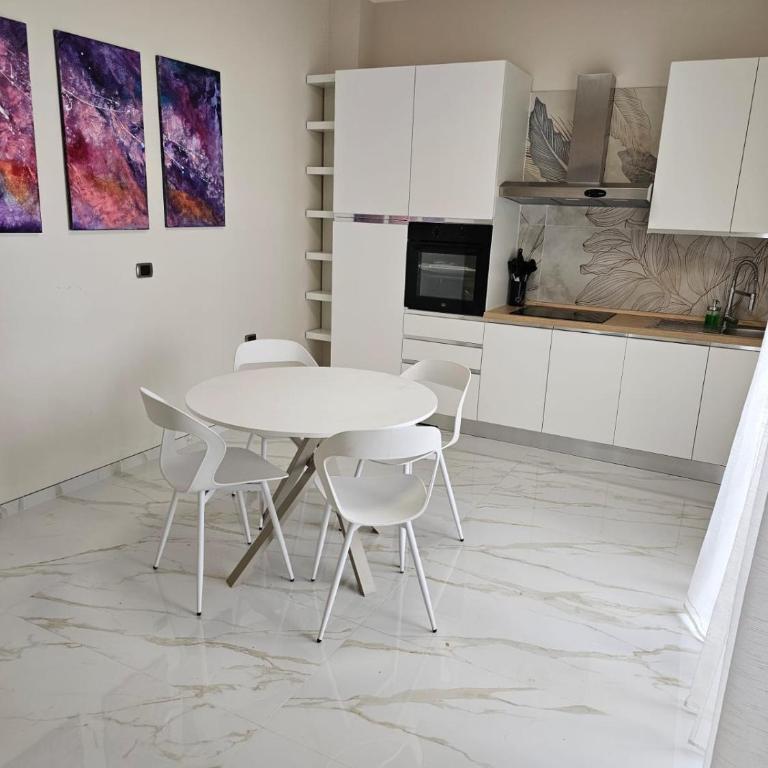 Casa di Theo - Appartamento con 2 Camere da Letto - 1