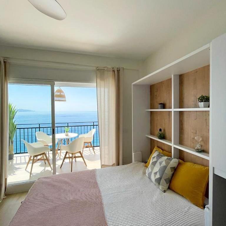 Beachfront apartment in Almuñécar - Apartamento de 2 dormitorios - 2