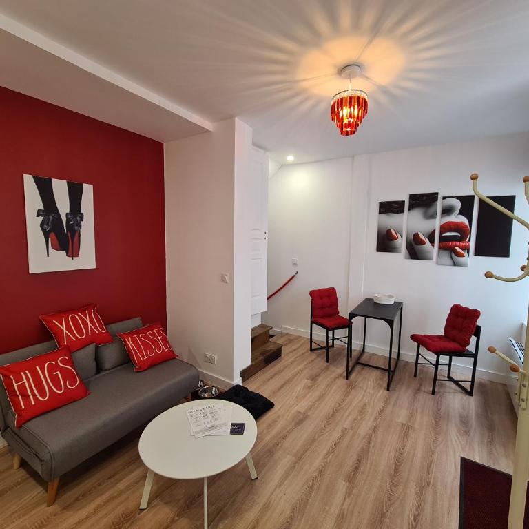 Jacuzzi Privé & Terrasse - Cachette des Murmures - Hypercentre - One-Bedroom Apartment with Spa Bath - 20