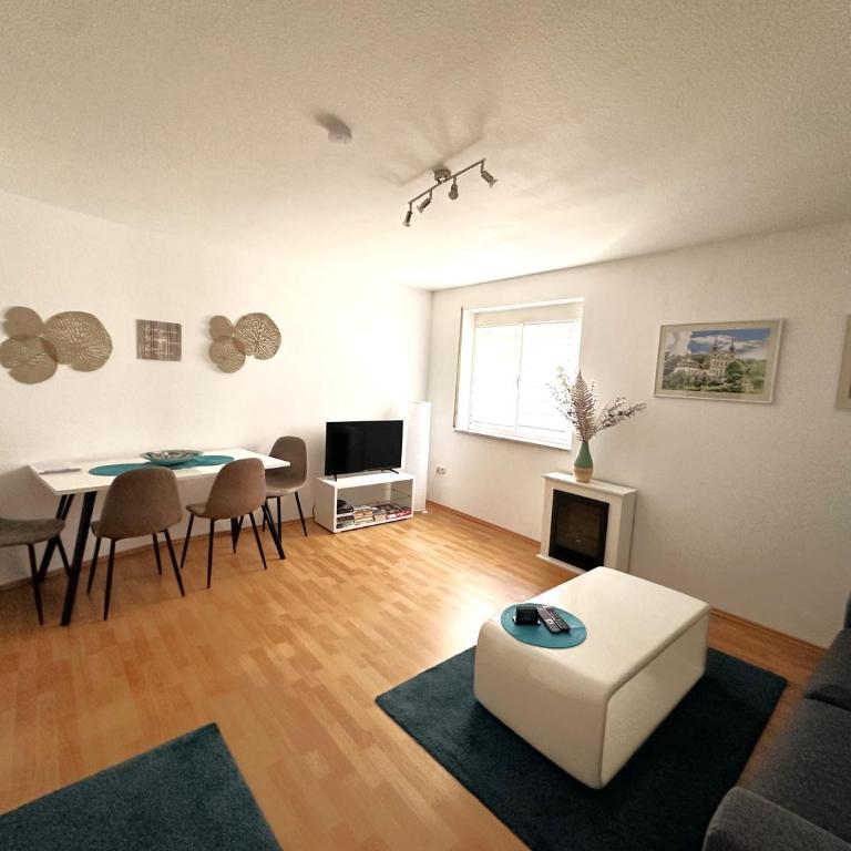 Ferienwohnung Würzburg/Heidingsfeld - Apartment - 4
