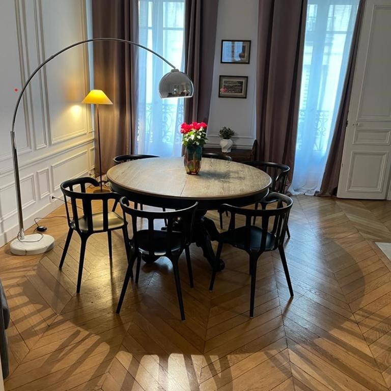 2 chambres St Germain des Prés - Appartement 2 Chambres - Vue sur Ville - 1